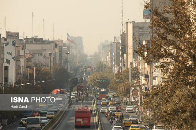 هوای پایتخت، ناسالم برای گروه‌های حساس در مناطق پرتردد