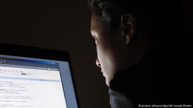 هلند جولانگاهِ سوءاستفاده‌گران اینترنتی از کودکان