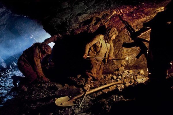 ریزش معدن زغال سنگ در بهاباد یک کشته برجا گذاشت