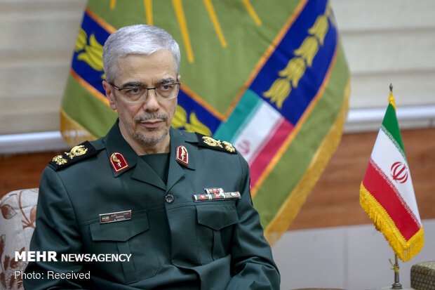 تبریک سرلشکر باقری به رؤسای ستاد کل نیروهای مسلح کشورهای اسلامی