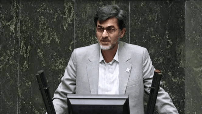 ۳ سوال کوچک‌زاده از همتی درباره دلار کارت ملی