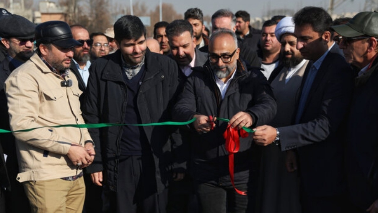 تکمیل پروژه میدان فتح ظرف ۱۰ روز آینده/ آخرین معارض تاسیساتی پروژه بروجردی لوله گاز ۱۲ اینچی است