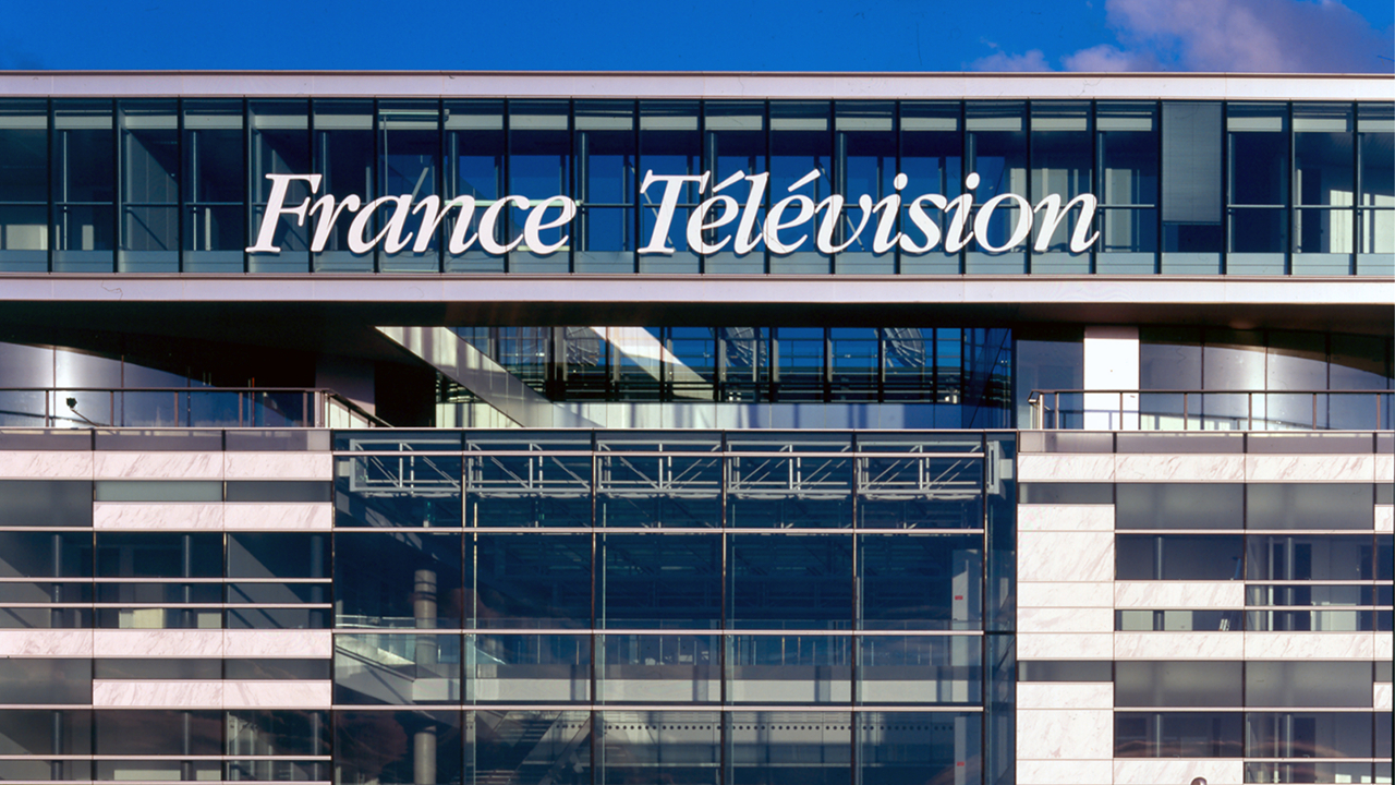 پخش زنده تلویزیون فرانسه به دلیل هشدار بمب‌گذاری متوقف شد