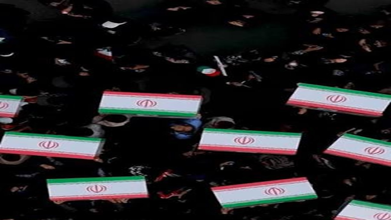 تصاویر هوایی از تشییع پیکرهای فرشتگان میناب
