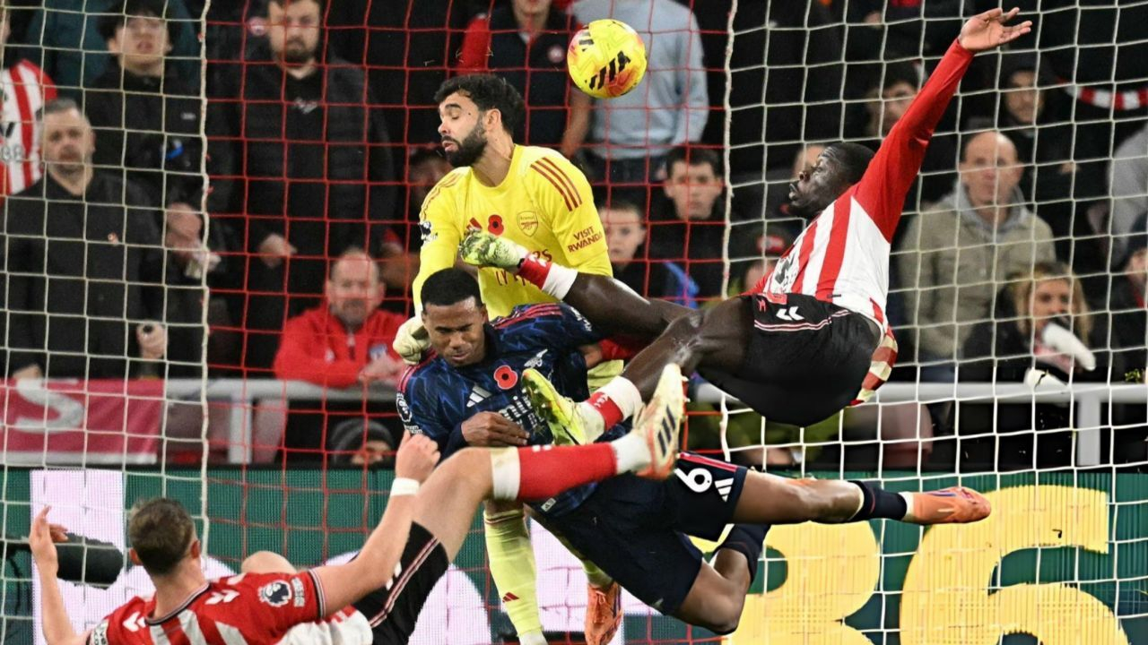 ساندرلند ۲ - ۲ آرسنال/ شگفتی ساز لیگ جزیره، رکورد‌های توپچی‌ها را خراب کرد+ فیلم