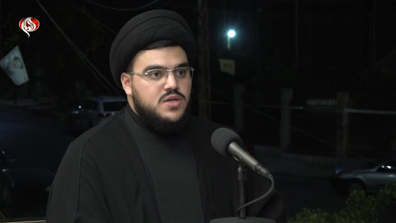 فرزند شهید نصرالله: راه مقاومت ادامه دارد و پرچم آن بر زمین نخواهد ماند
