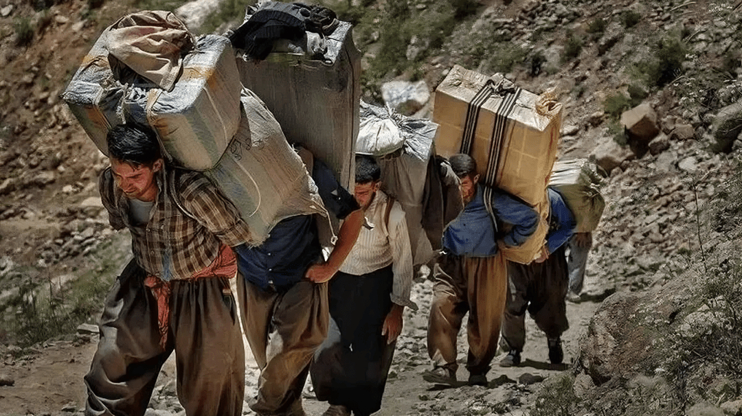 ۱۹۷.۵ میلیارد تومان درآمد کولبری و ملوانی در بودجه سیستان و بلوچستان