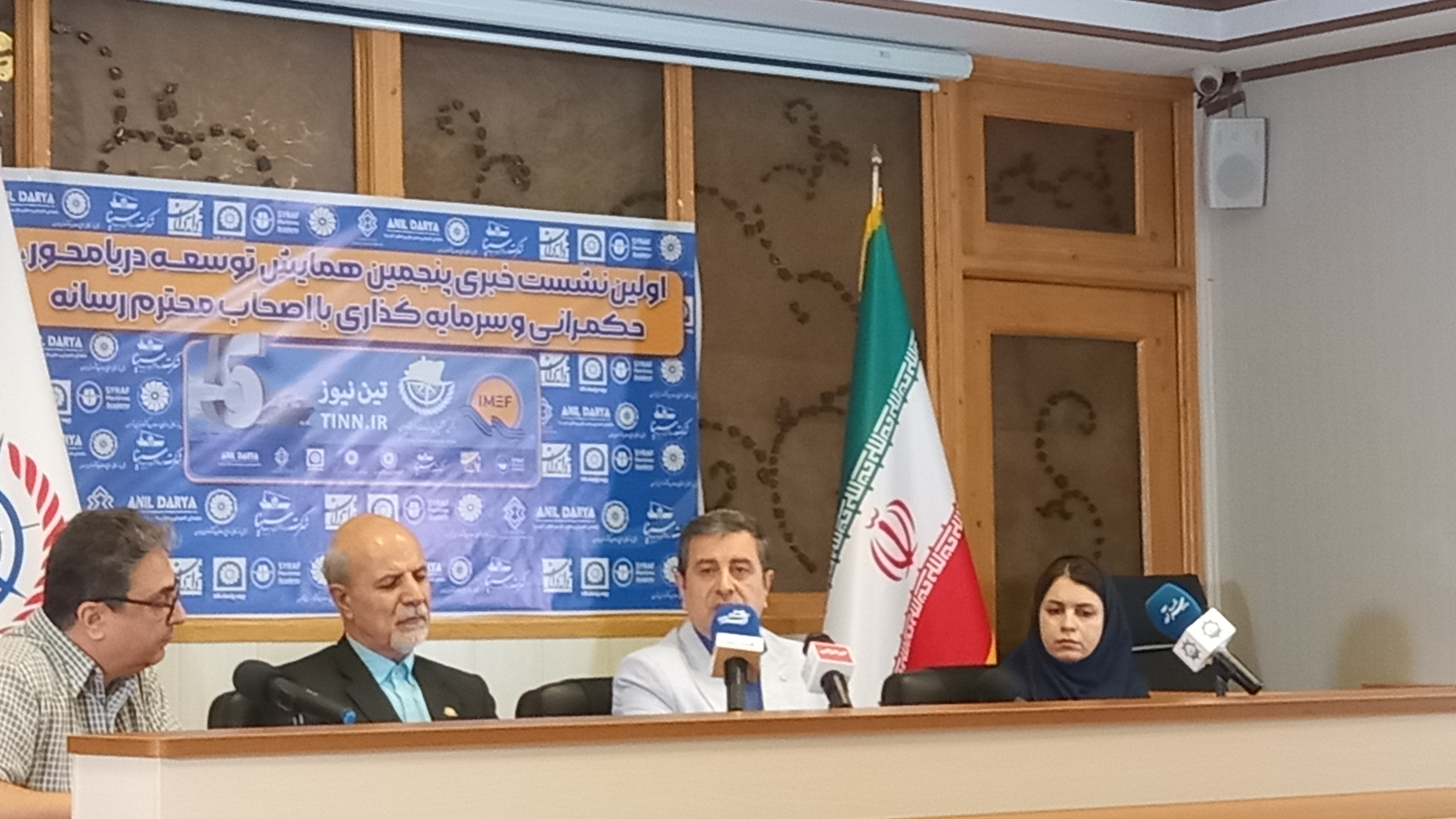 ترانزیت ۶میلیون تن کالا از کریدور شمال-جنوب ایران