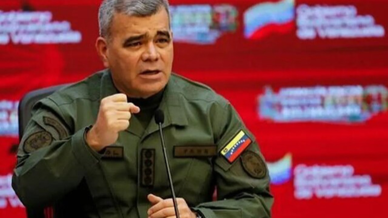 وزیر دفاع ونزوئلا: از وجب به وجب خاک خود دفاع خواهیم کرد