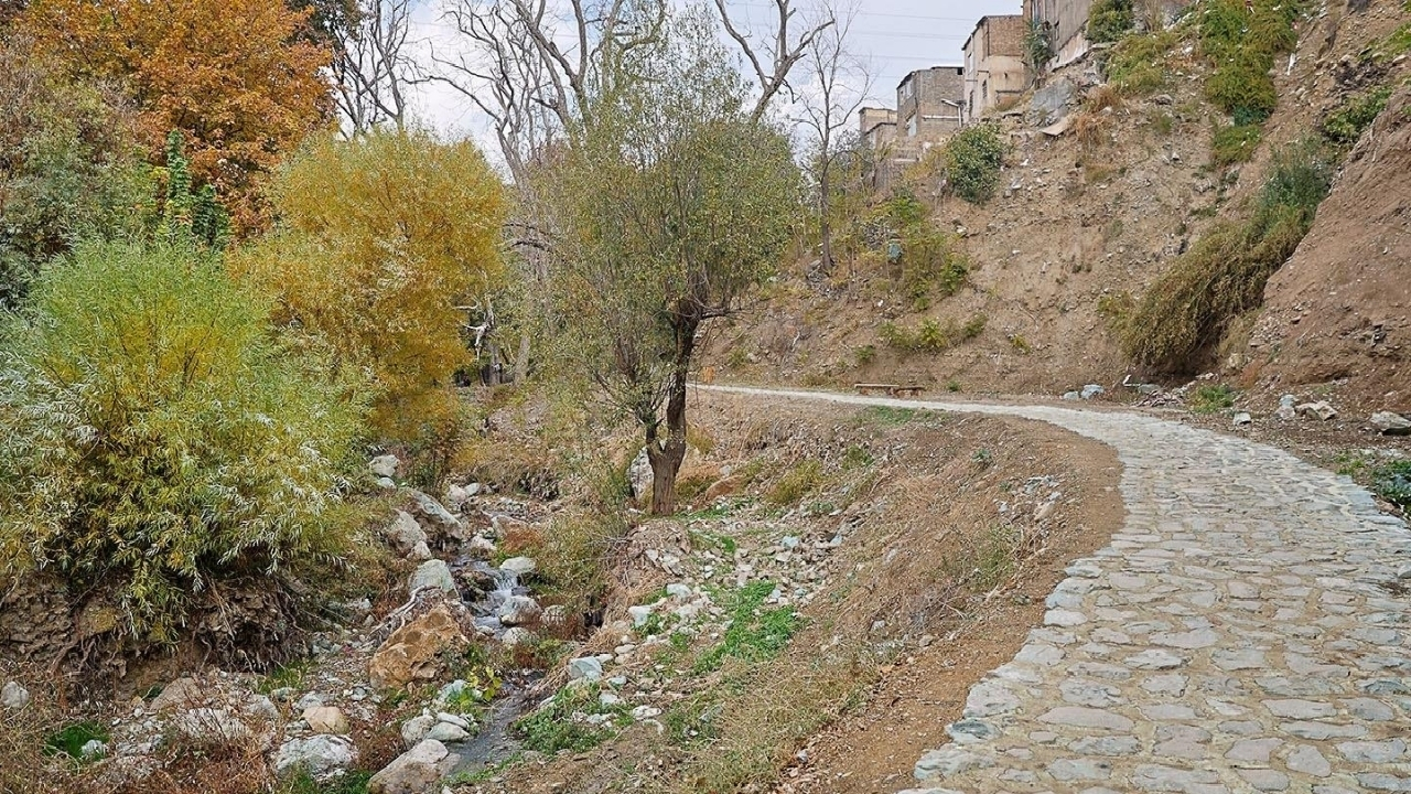 بوستان‌های باغ گل‌ها، ایرانی و فاز اول بام ری در آستانه بهره‌برداری