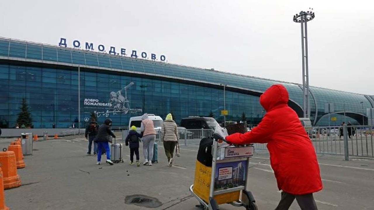 روسیه پروازها را در دو فرودگاه مسکو محدود میکند