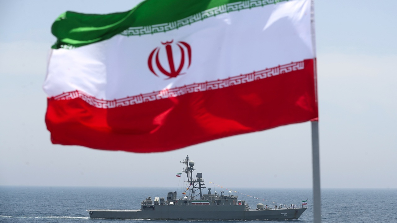 چرا به نیروی دریایی ارتش به چشم یک نیروی راهبردی باید نگریسته شود؟ + فیلم