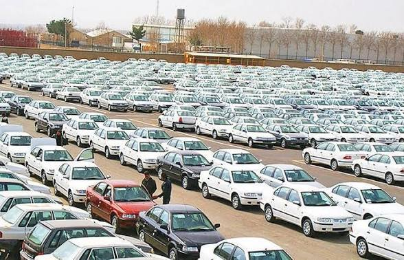 بازار خودرو در مسیر گرانی/ ارز اسقاط و ابهام واردات زیر پای قیمتها را خالی کرد