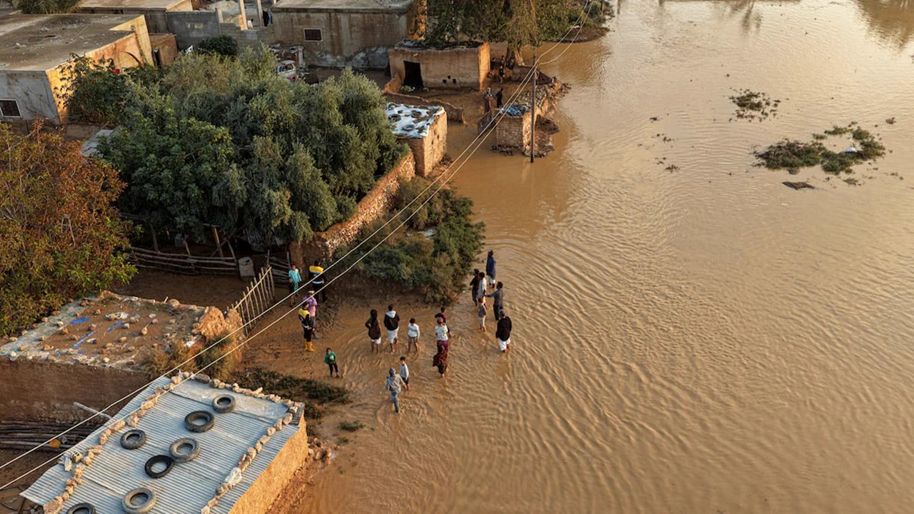 سیل در شرق سوریه جان هفت نفر از جمله پنج کودک را گرفت