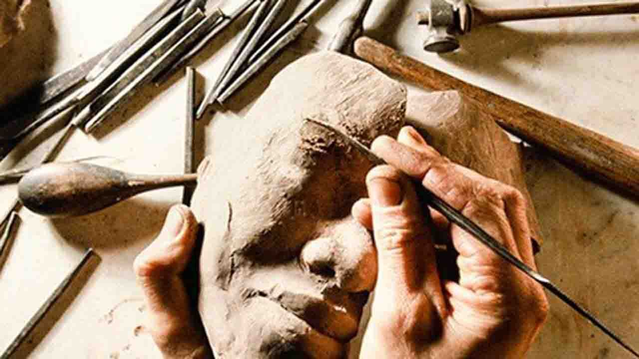 محاکمه دیگران، معافیت خود؛ چرا در قضاوت اخلاقی معیار‌های دوگانه داریم؟