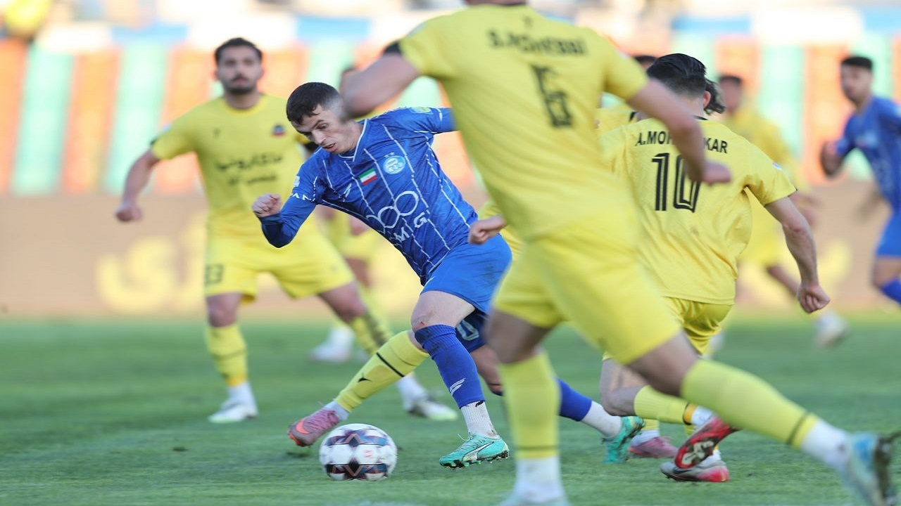 استقلال ۳ - ۲ شمس آذر/ داکنز نازون ناجی آبی پوشان شد + فیلم