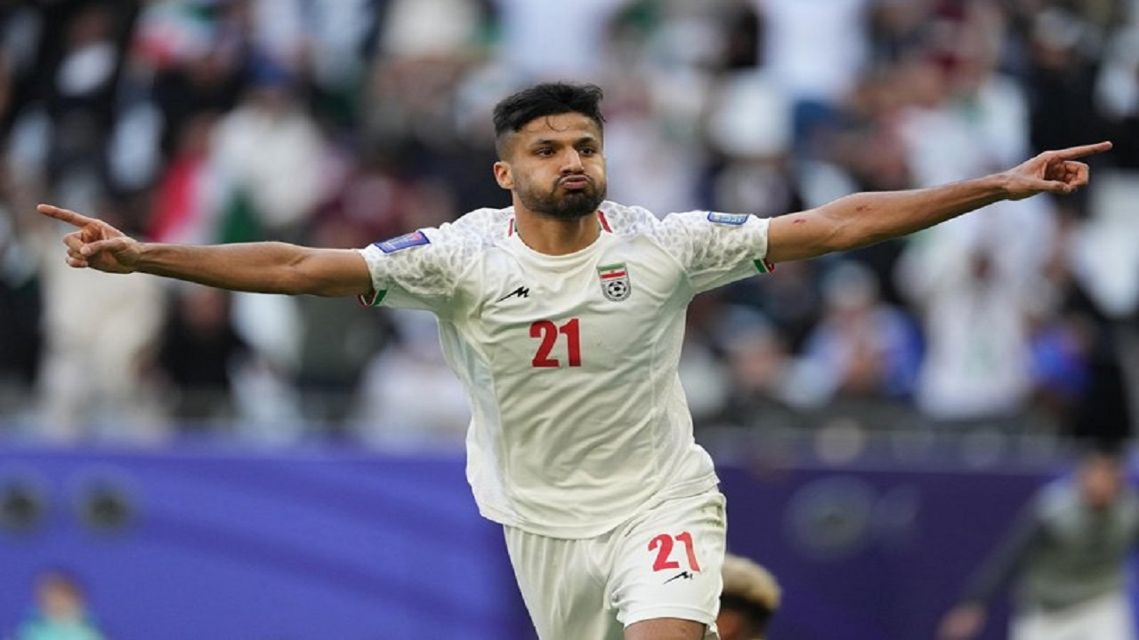 محمد محبی: وطن بسوزد و من درجوش وخروش نباشم