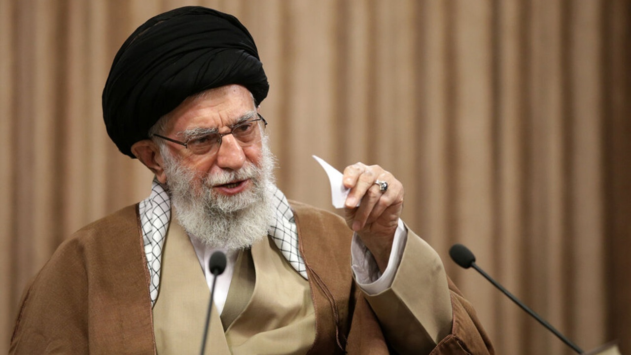 فضائل شهید مطهری در کلام رهبر معظم انقلاب + فیلم