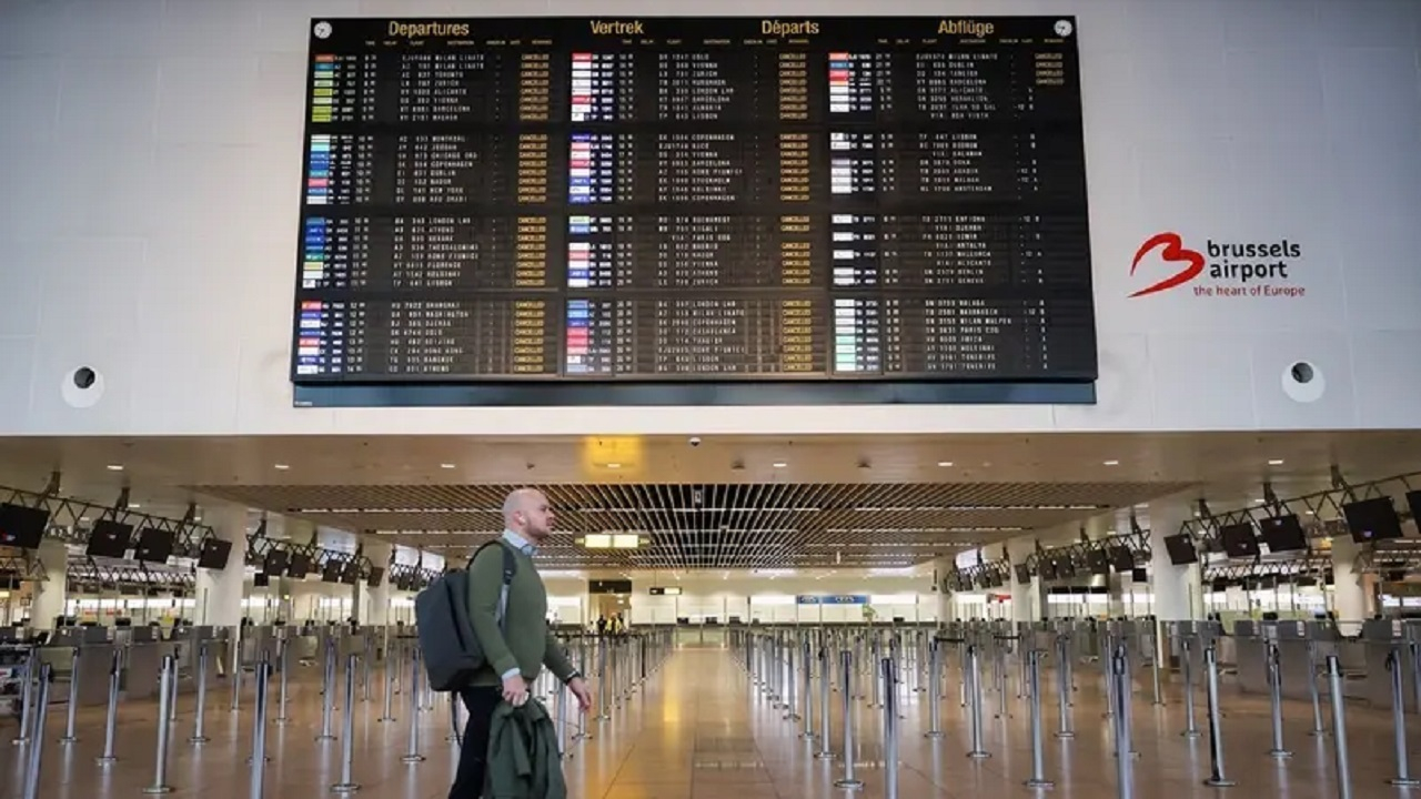 اعتصاب سراسری در بلژیک فعالیت مدارس، پرواز‌ها و حمل و نقل عمومی را مختل کرد