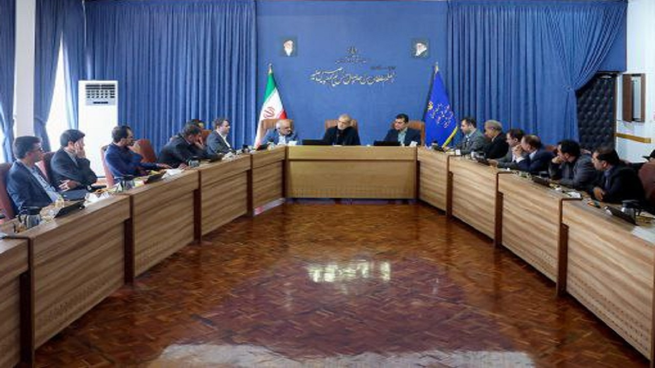 پزشکیان: باید با همکاری نخبگان مسیر حرکت برای تحقق اهداف کلان را طراحی کنیم