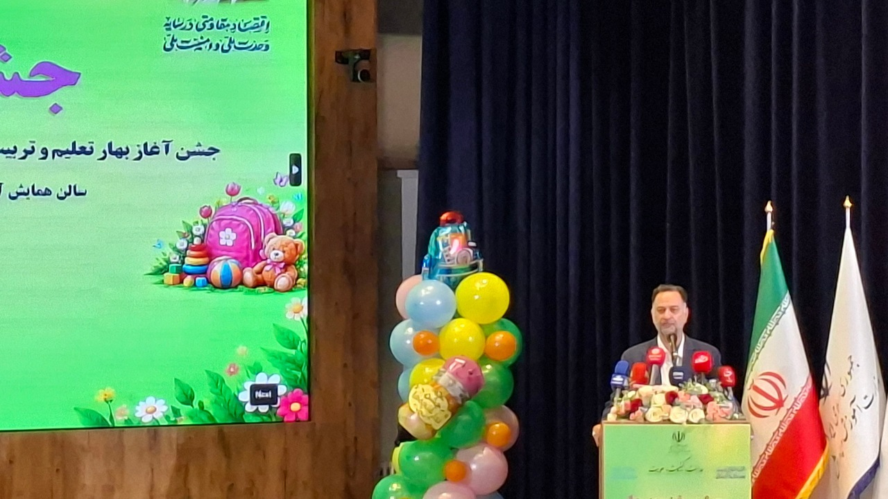 زنگ غنچهها برای بیش از ۱ میلیون نوآموز به صدا درآمد