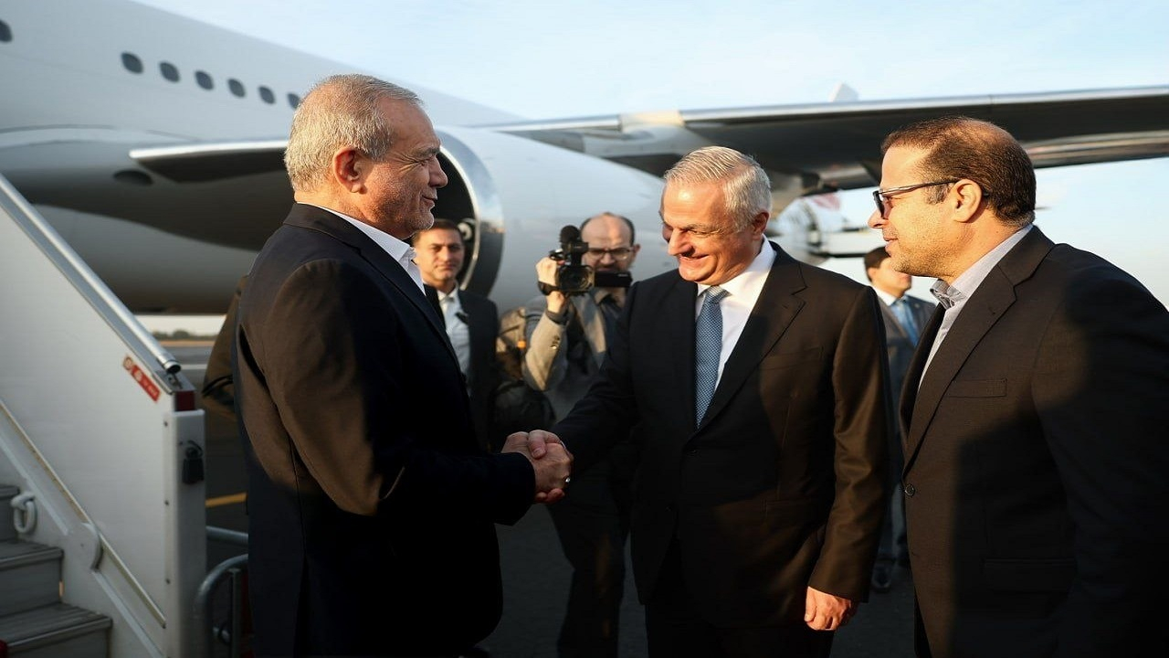 پزشکیان وارد ارمنستان شد