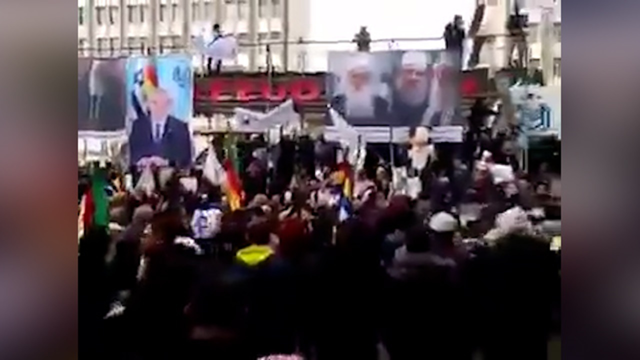 تظاهرات دروزی‌ها در سویدای سوریه با پرچم‌ اسرائیل + فیلم