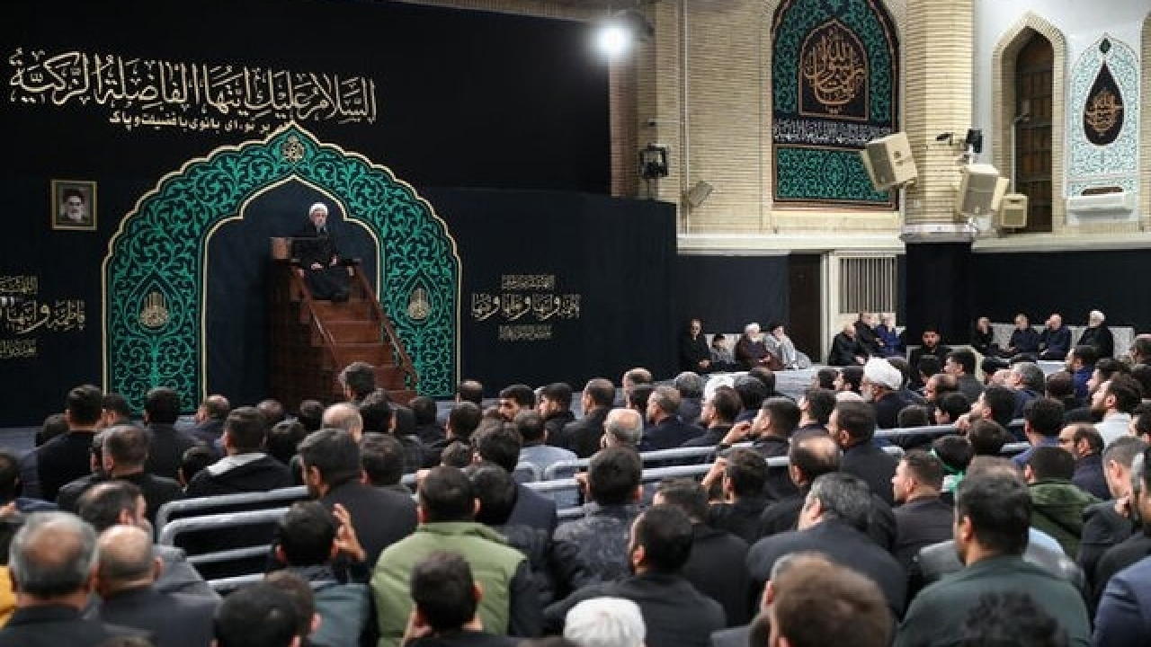 برپایی مراسم عزاداری شب شهادت حضرت زهرا (س) در حسینیه امام خمینی (ره)