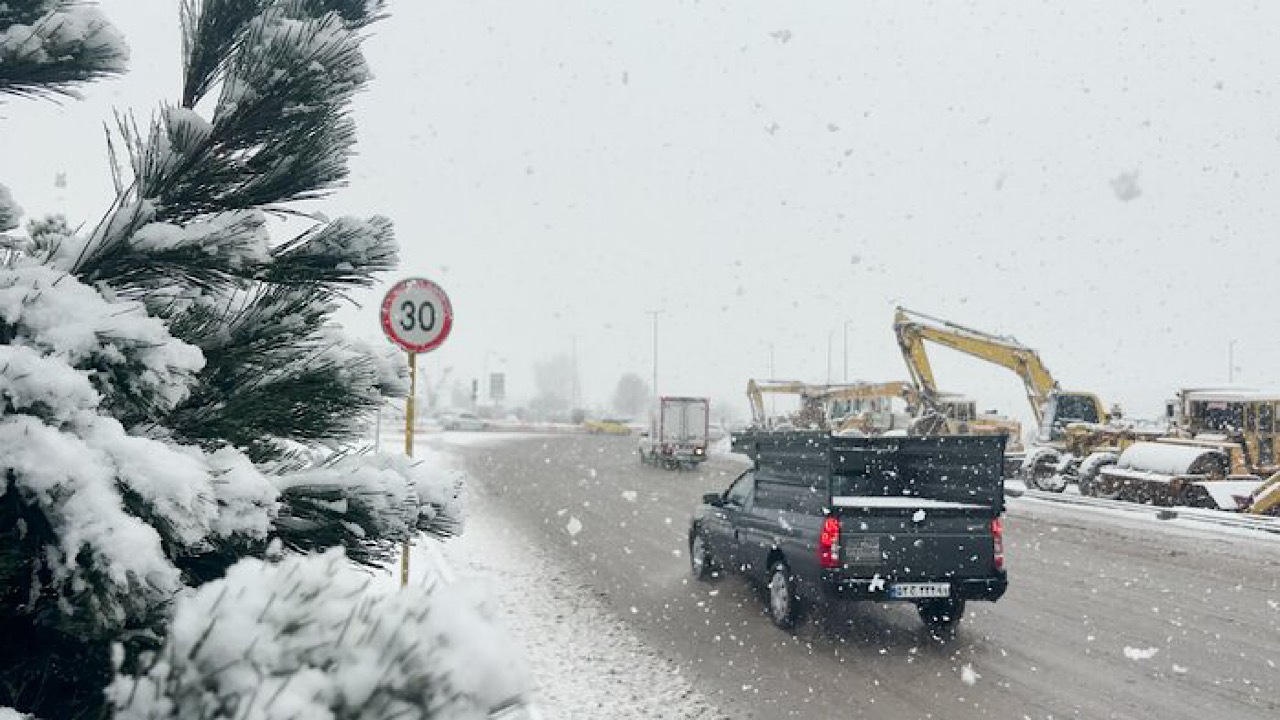 بارش برف و باران در ۵ استان/ آماده‌باش پلیس راهور همزمان با ترافیک نیمه‌سنگین