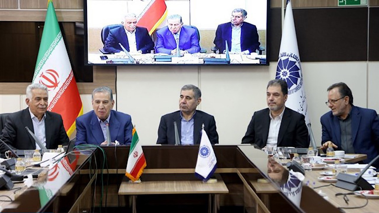 اعتماد دولت به تشکلها برای نقشآفرینی آنها ضروری است