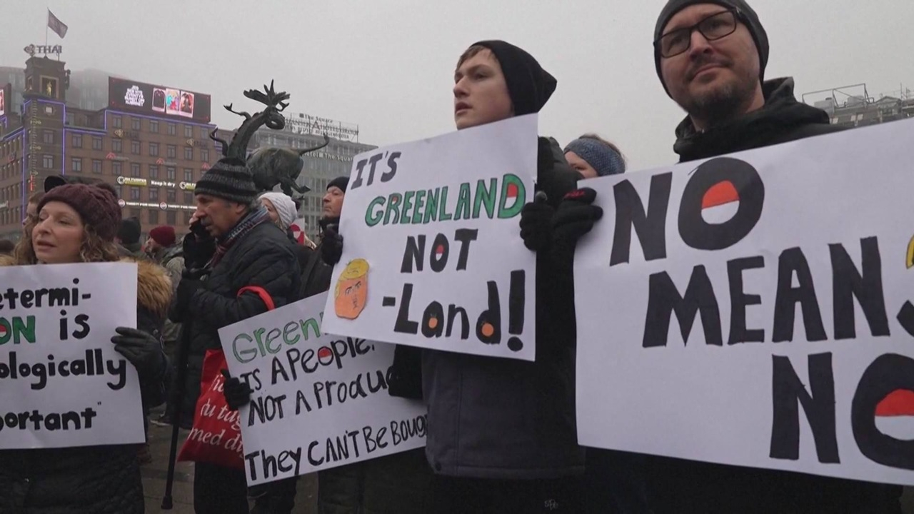 تحریم کالا‌های آمریکایی در دانمارک + فیلم