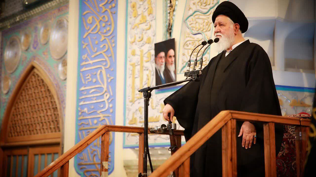 آیتالله علمالهدی: آمریکا میان جنگ، حمله و مصالحه با ایران گرفتار سردرگمی است