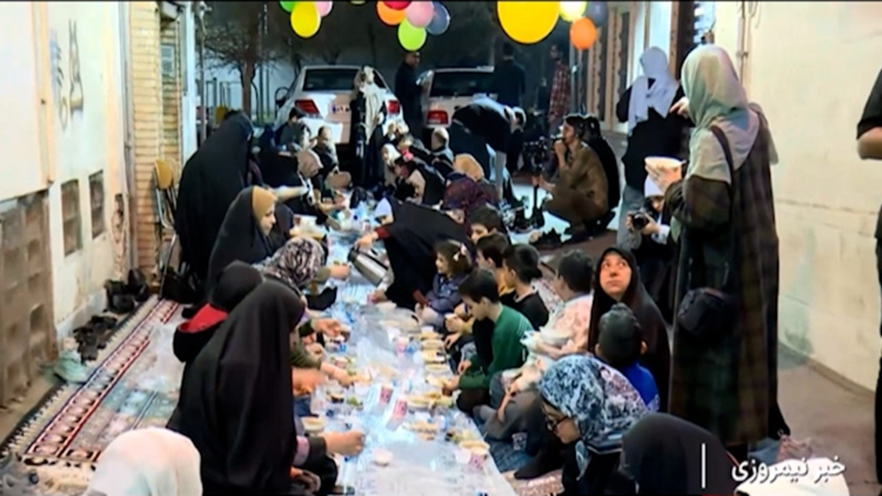 سفره‌ای برای نزدیک شدن دل‌ها و تازه شدن دیدار‌ها + فیلم