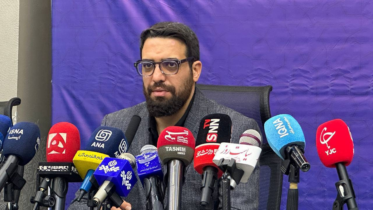 پاساژ مهستان در صورت تداوم ناایمنی تعطیل میشود