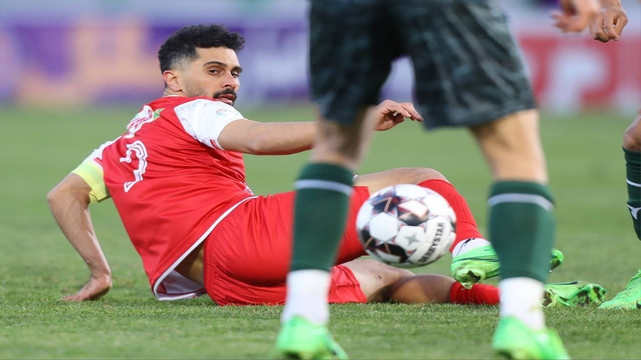 پرسپولیس ۱ - ۰ ذوب آهن/ گزارش زنده بازی