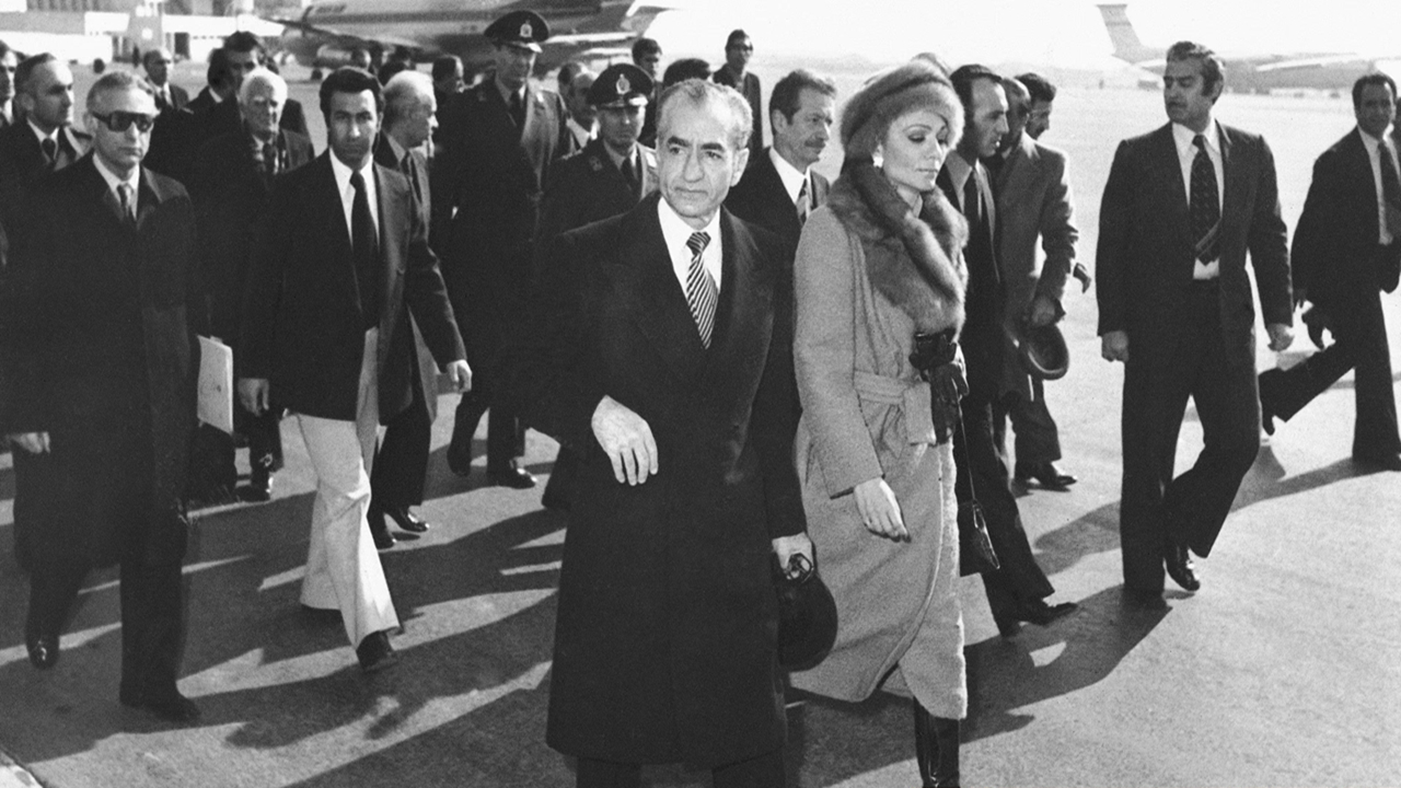 روزی که سرمایه ایران در چمدان‌های شاه از کشور خارج شد