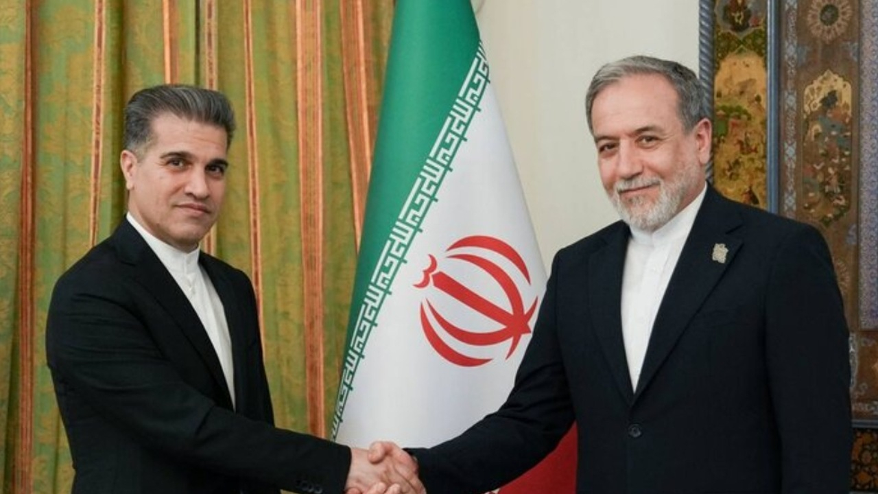 دیدار سرکنسول جدید جمهوری اسلامی ایران در مرو با عراقچی