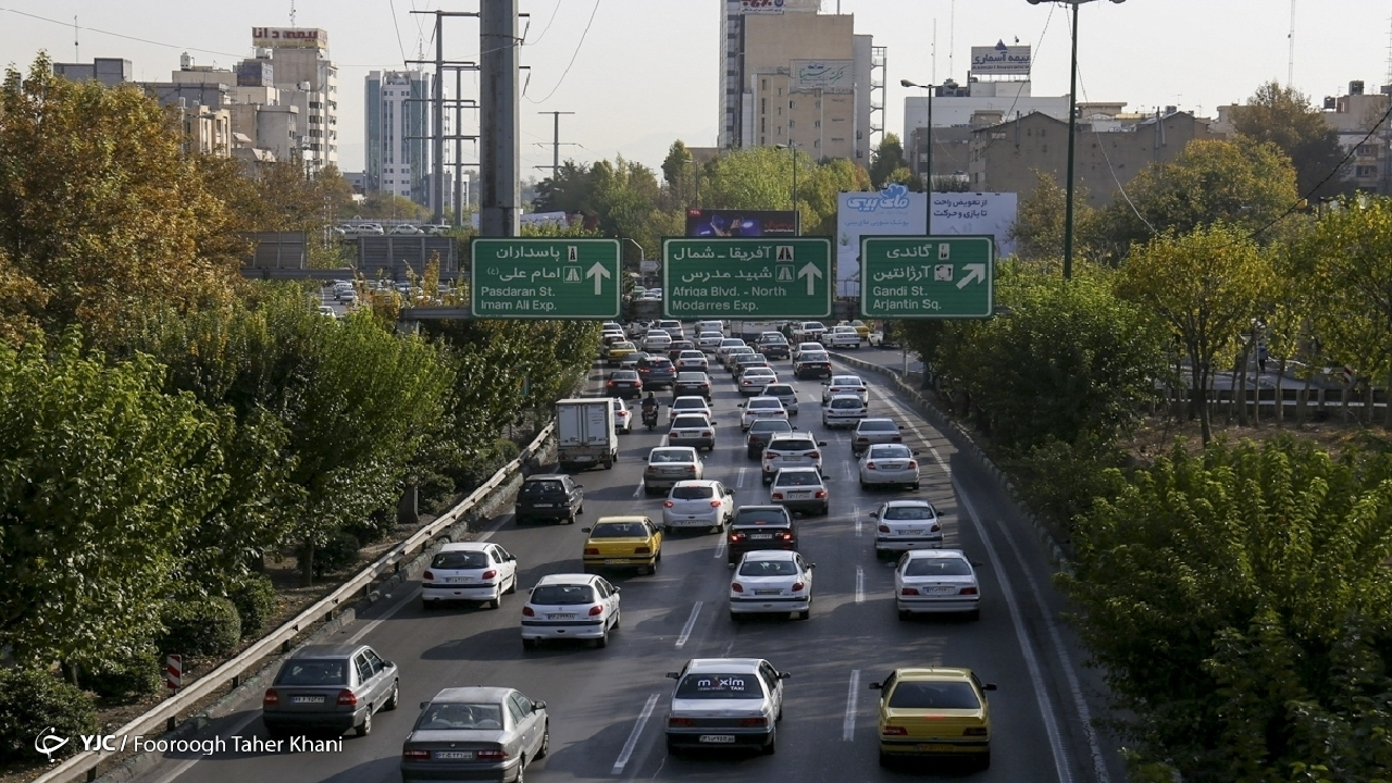 پیشنهاد تداوم شناورسازی ساعت کاری ادارات تا ۱۵ مهرماه