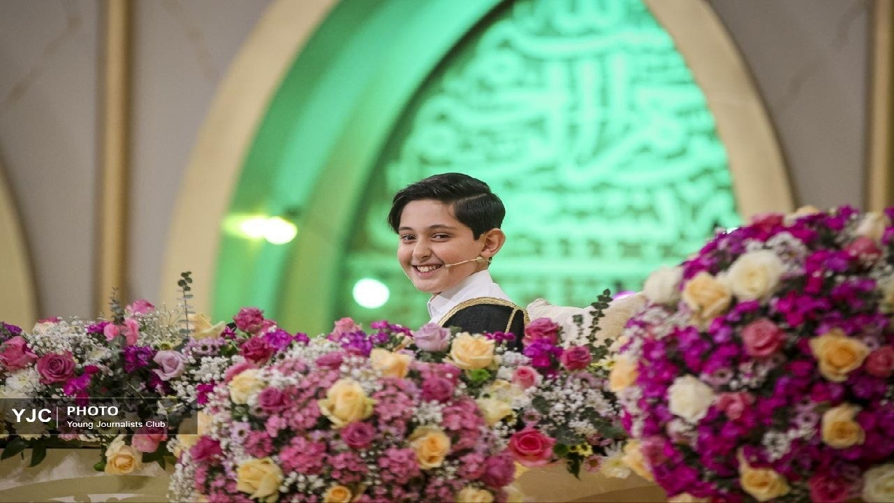 از پخش برنامه «محفل» به پنج زبان مختلف تا بینالمللی شدن صالح مهدیزاده قاری نوجوان
