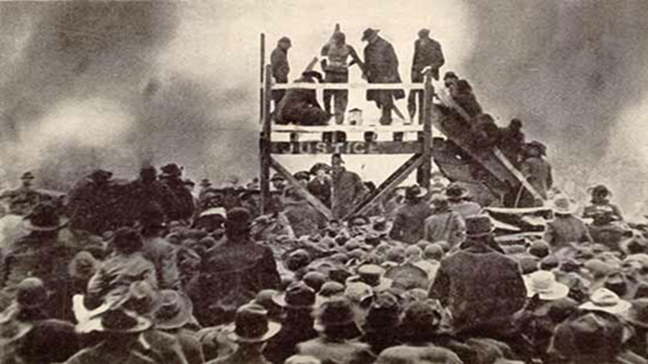 یادبودی برای اعدامهای بیمحاکمه + فیلم