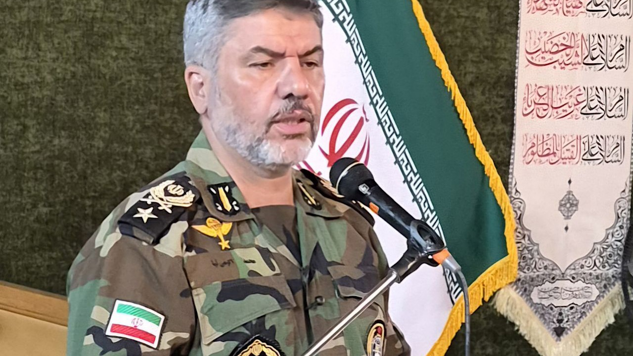 سخنگوی ارتش: نمیشود از تنگه هرمز تجهیزاتی عبور کند که علیه ملت ایران به کار برود