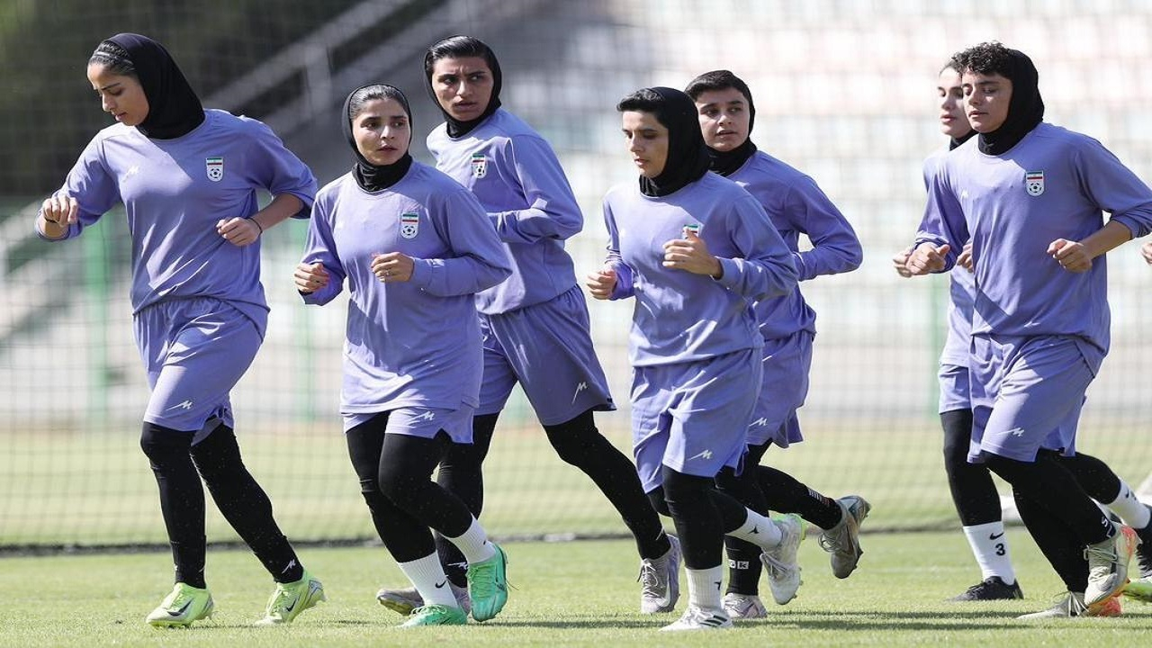 مرضیه جعفری ۲۴ بازیکن را به خط کرد