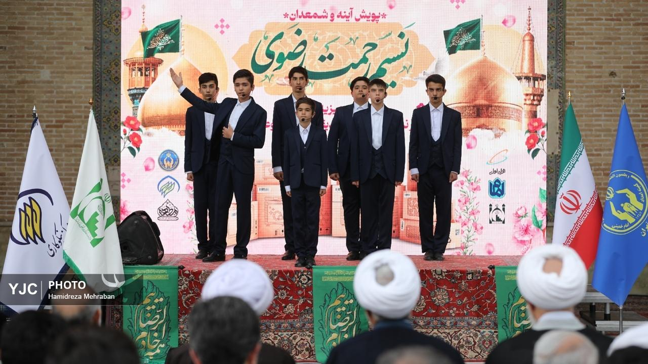 اهدای جهیزیه به نوعروسان نیازمند در قالب پویش آیینه و شمعدان