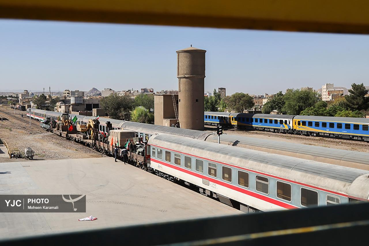 اعزام نمادین قطار جنگ در قم