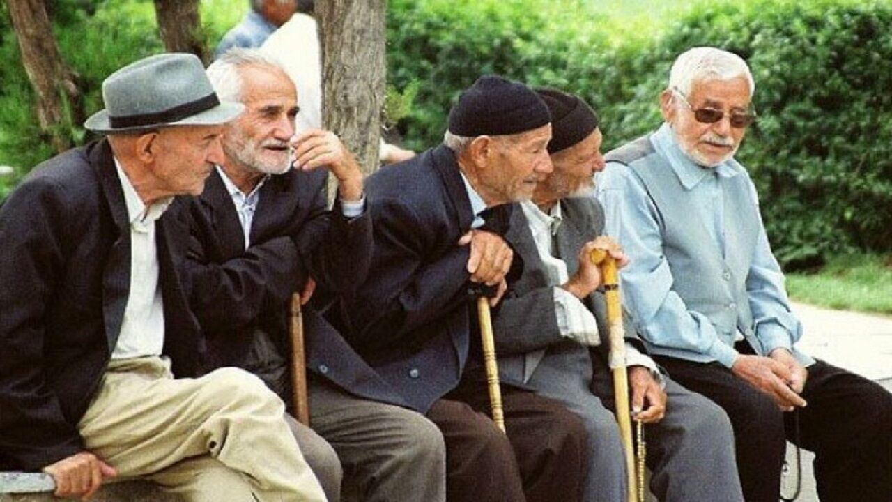 ایجاد باشگاههای مهر و گفتوگو برای سالمندان
