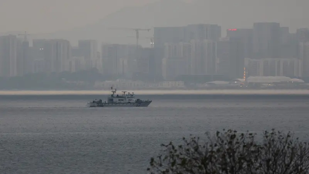 ژاپن یک فروند کشتی صیادی چین را توقیف و ناخدای آن را بازداشت کرد