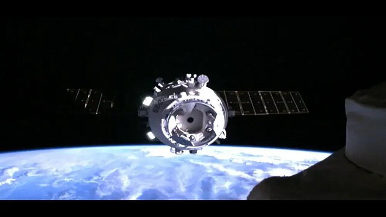 فضاپیمای نجات به ایستگاه فضایی چین رسید