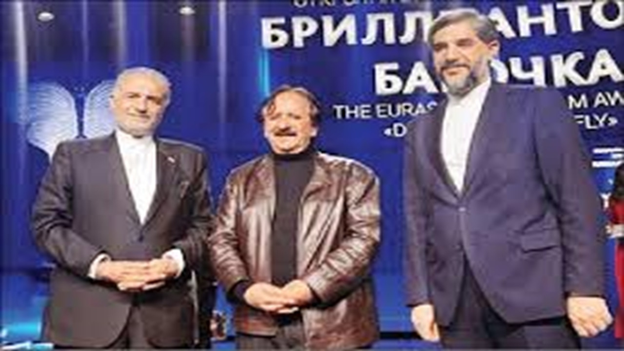 اعطای جایزه ویژه جشنواره فیلم اوراسیا به مجید مجیدی + فیلم