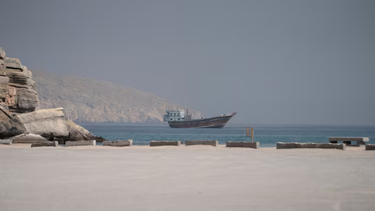 بحرین در نشست درباره تنگه هرمز شرکت نمیکند