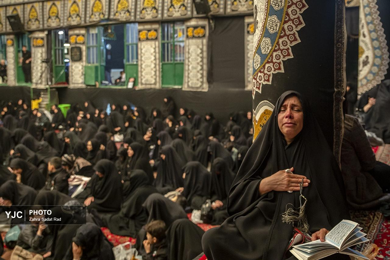 مراسم عزاداری دهه دوم فاطمیه درتکیه سادات اخوی